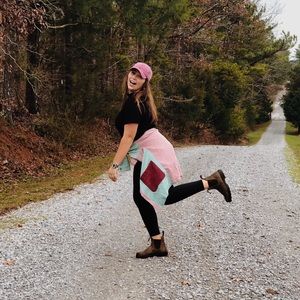 Meet your Posher, Cydney